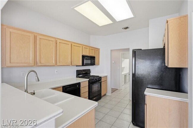Building Photo - 10713 Paradise Point Dr