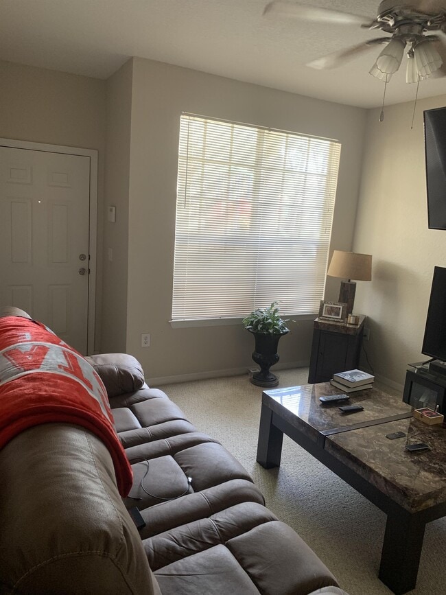 Building Photo - 858 Grand Regency Pointe