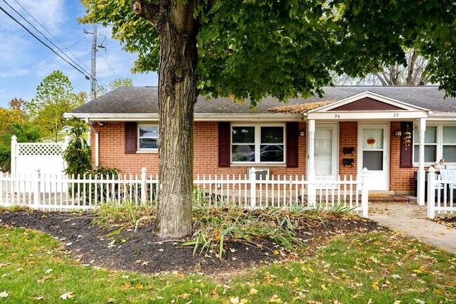 Primary Photo - 14-107 Candlewood Court