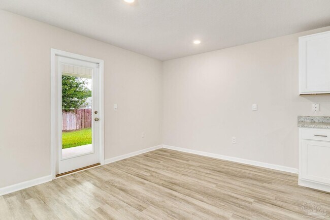 Building Photo - 4423 White Cedar Ct