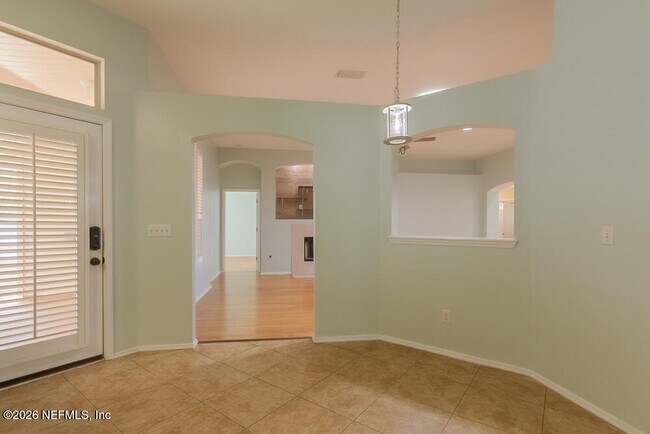 Building Photo - 13966 Sandhill Crane Dr S