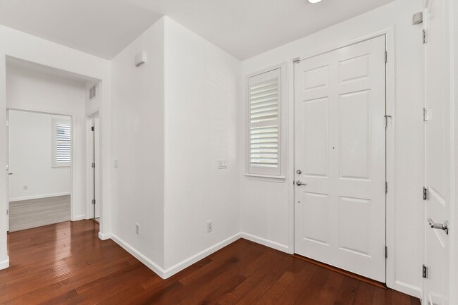 Building Photo - 9876 Sunderland Way