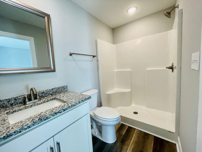 Building Photo - Adorable 2bd/2.5ba cottage in downtown Aynor - Ready for move in!!