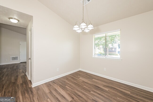 Building Photo - 3417 Little Beth Ct