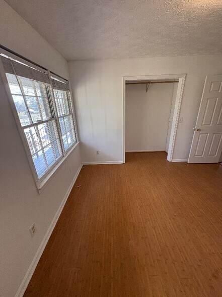 Building Photo - 1267 Kilgore Rd