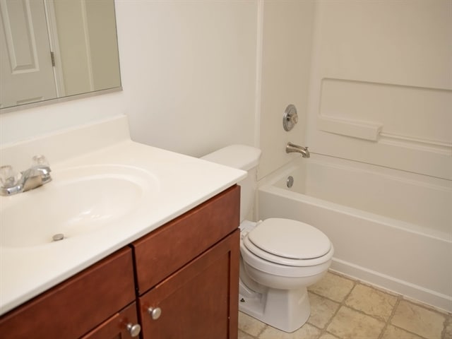Building Photo - 4588 Camden Ln