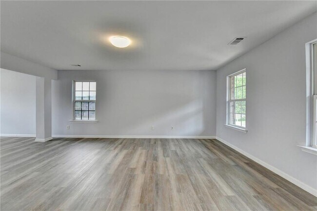 Building Photo - 831 New Liberty Way