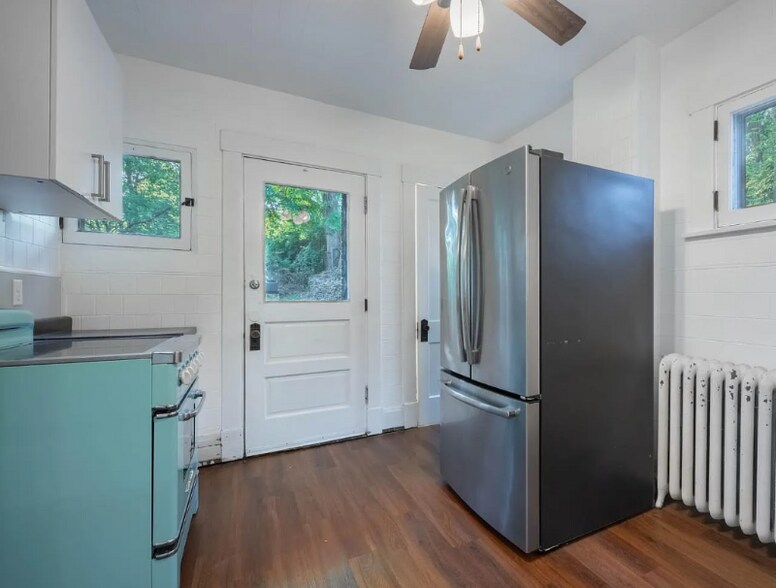 Building Photo - 2317 Muriel Ct