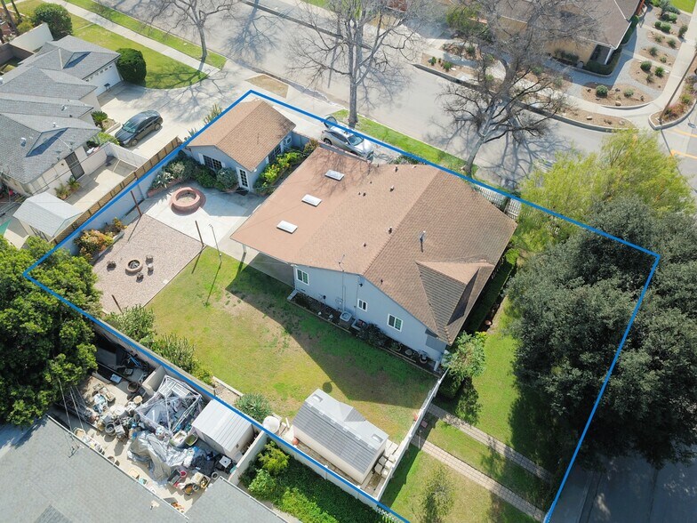 Building Photo - 576 Geneva Ave