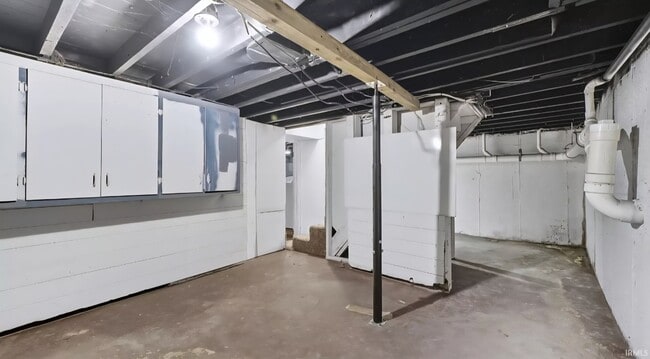 Building Photo - 1219 Lawn Ave