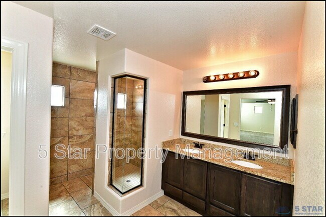 Building Photo - 2840 Tierra De Moyo Pl