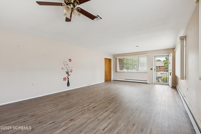 Building Photo - 202 Bonaire Dr