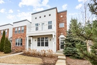 Building Photo - 901 Times Square Dr