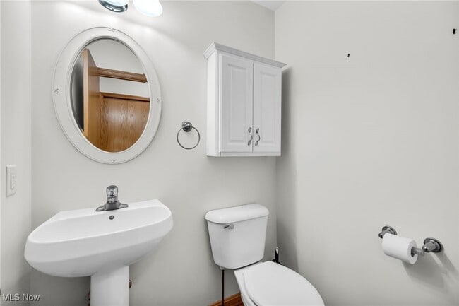 Building Photo - 2366 Stony Hill Rd