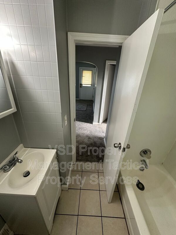 Building Photo - 21516 Watson Rd