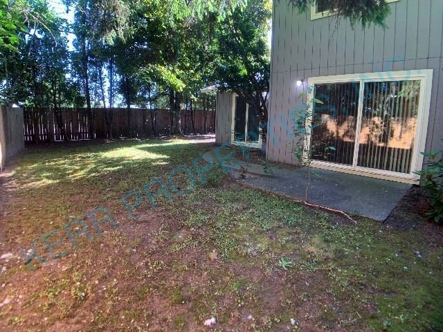 Building Photo - 3031 NE Juniper Ave