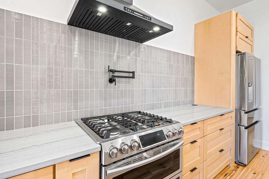 Building Photo - 32 Copper Mill Ct