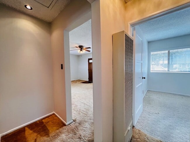 Building Photo - Spacious 2 bedroom 1 bath house for rent with large Garage & off st. parking