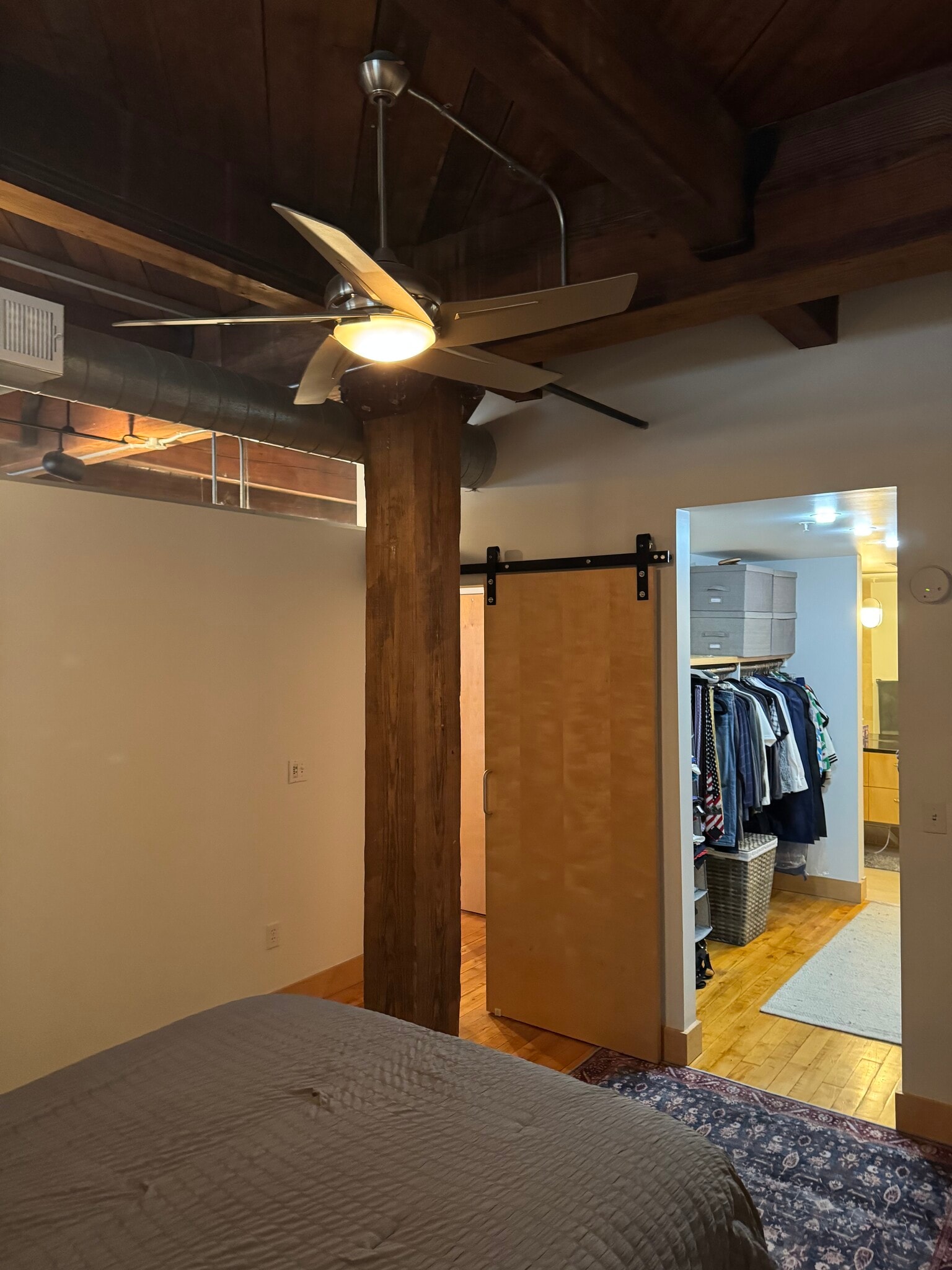 Building Photo - 105 S 9th St