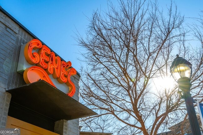 Building Photo - 2347 Hosea L Williams Dr SE