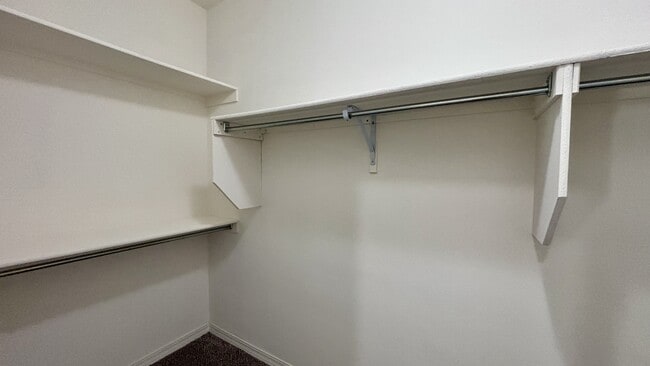 Building Photo - 12821 Rock Cliff Ave