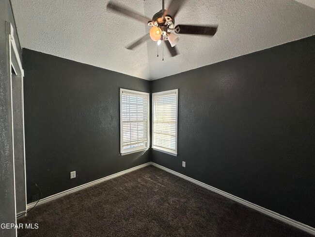 Building Photo - 10960 Joe Dimaggio Cir