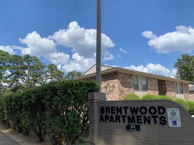 Building Photo - Brentwood Apartments