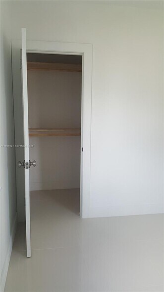 Building Photo - 6300 SW 21st St