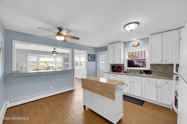Building Photo - 804 Oceanfront