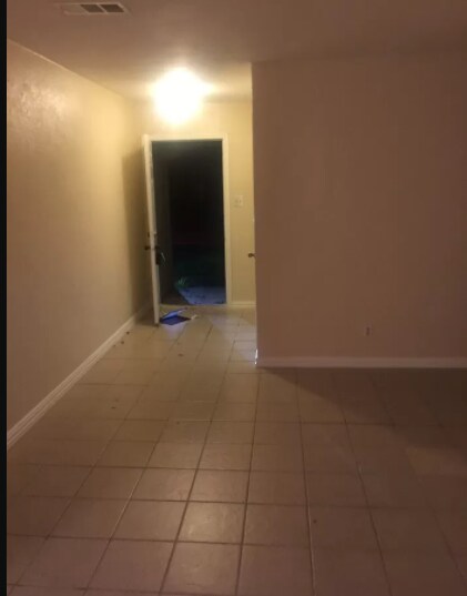 Building Photo - 2801 Mill Pond Rd