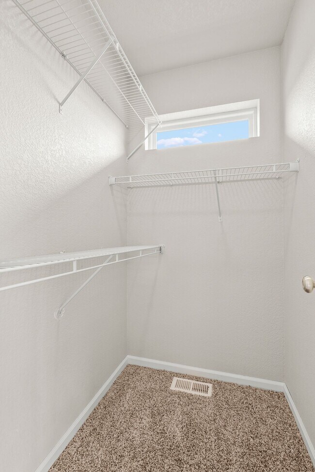 Building Photo - 5741 Summerland Drive