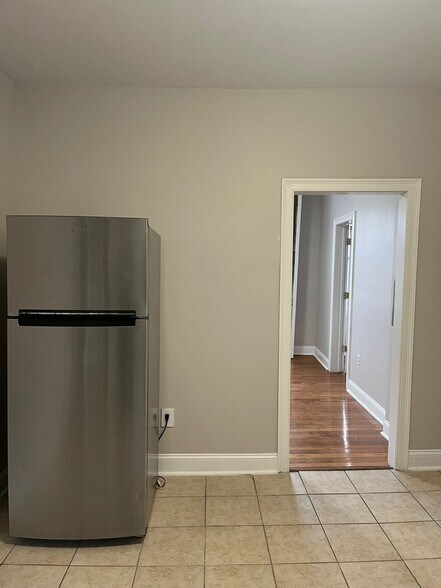 Building Photo - 6129 Park Ave