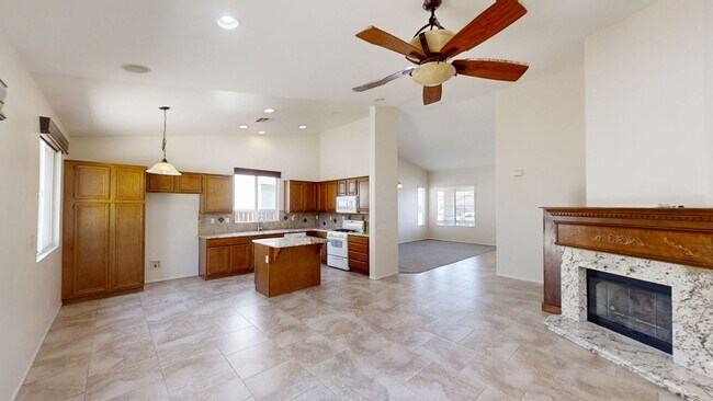 Building Photo - ***34400 Glenwood Dr Yucaipa***