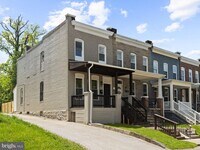 Building Photo - 711 McCabe Ave