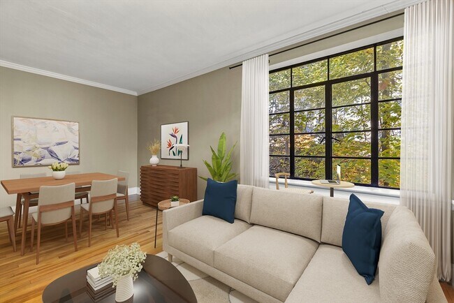 Building Photo - 97 Strathmore Rd