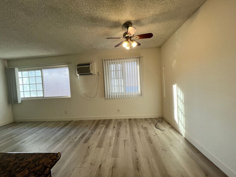 Building Photo - 3730 S Sepulveda Blvd