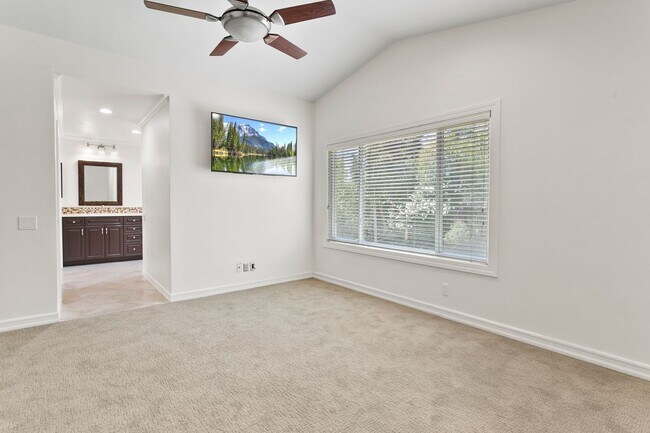Building Photo - Beautiful 4-Bedroom Home with Private Pool...