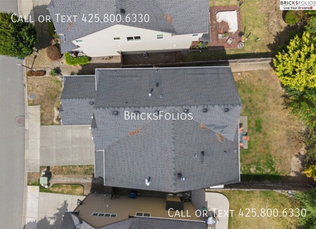 Building Photo - 10550 Sheridan Cres NE
