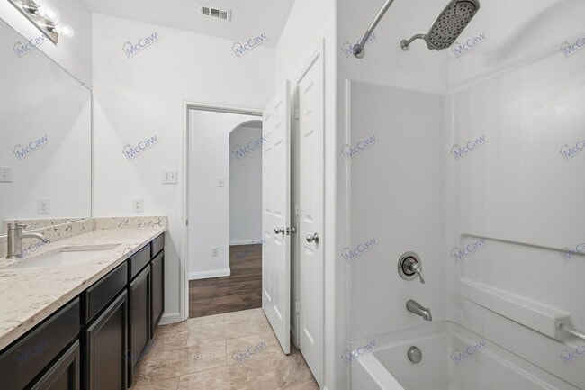 Building Photo - 328 Meadow View Ln
