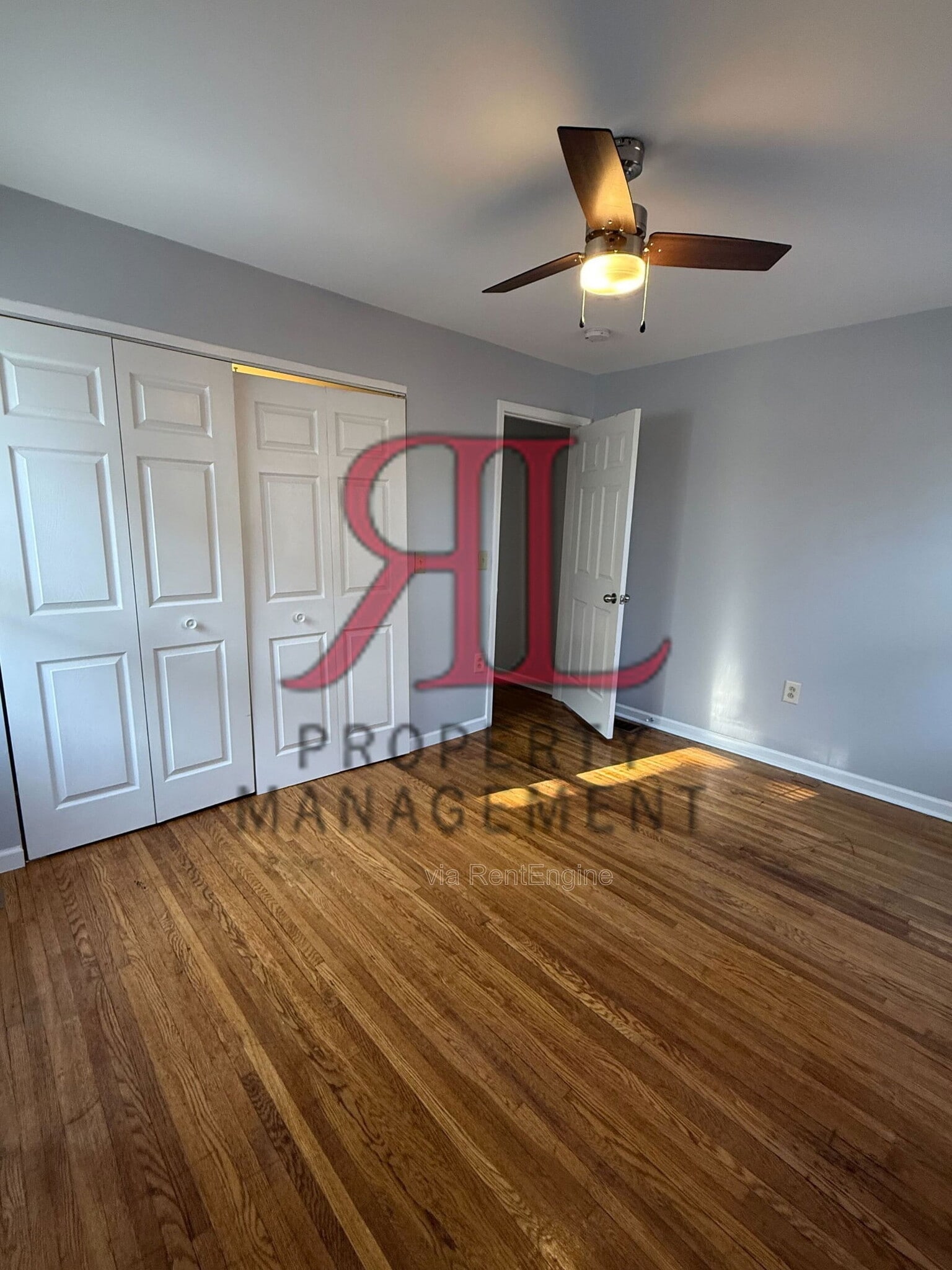 Building Photo - 722 Sheridan Ave