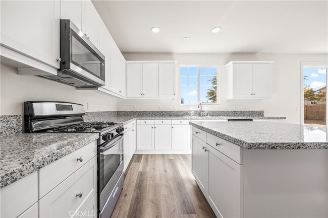 Building Photo - 12511 Ava Loma St