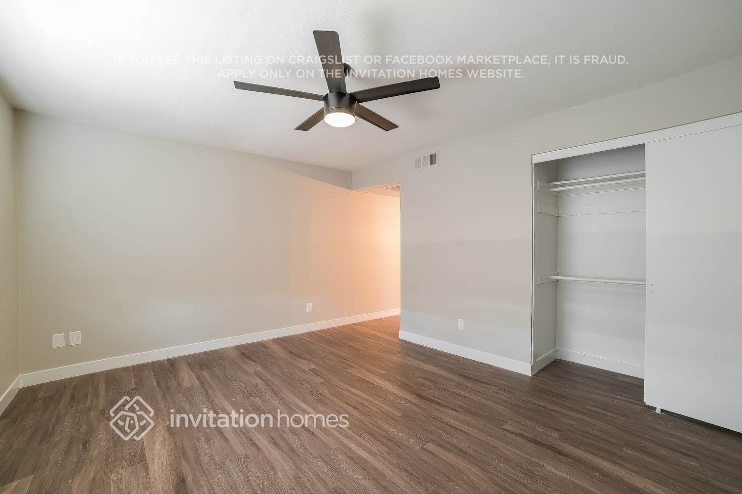 Building Photo - 6433 W Sunnyslope Ln