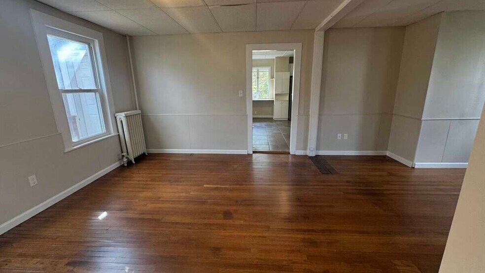 Building Photo - 34 Water Ln