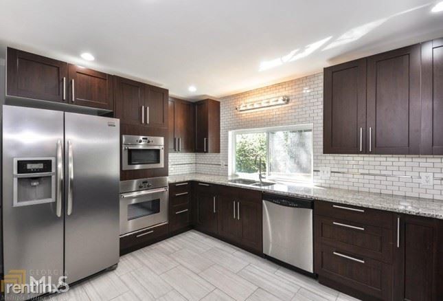 Building Photo - 3 br, 2 bath House - 570 Ramsdale Dr