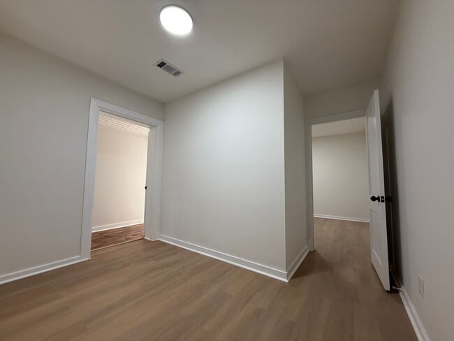 Building Photo - Now Available — Newly Remodeled 4BR / 2BA Home in Dalraida