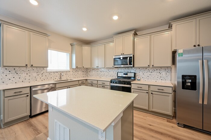 Building Photo - 17971 E 95th Pl