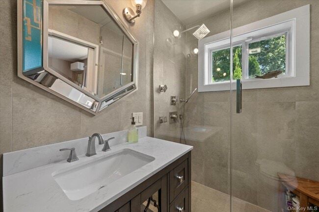 Building Photo - 525 S Harbor Rd