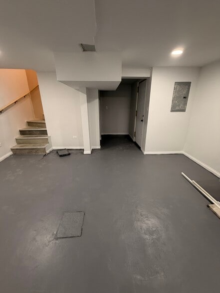 Building Photo - 6741 S Bishop St