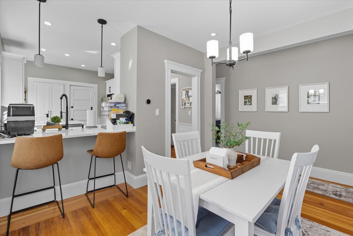 Building Photo - 663 Adams St