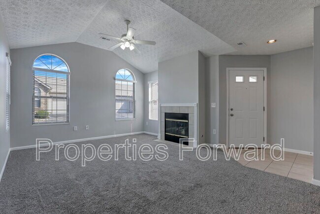 Building Photo - 2623 Landings Way